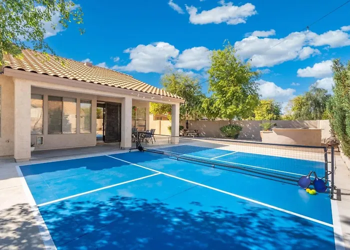 Pickleball 6 Min To Cardinals Dt Phx 25 Min *